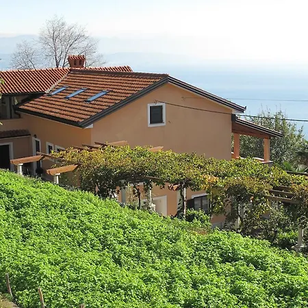Apartment Pergola Veprinac Exterior photo